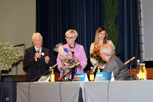 Bild (v.links): Gudrun Haen, Bärbel Langner, Silke Baas, Minister Dr.Wolfgang Schäuble