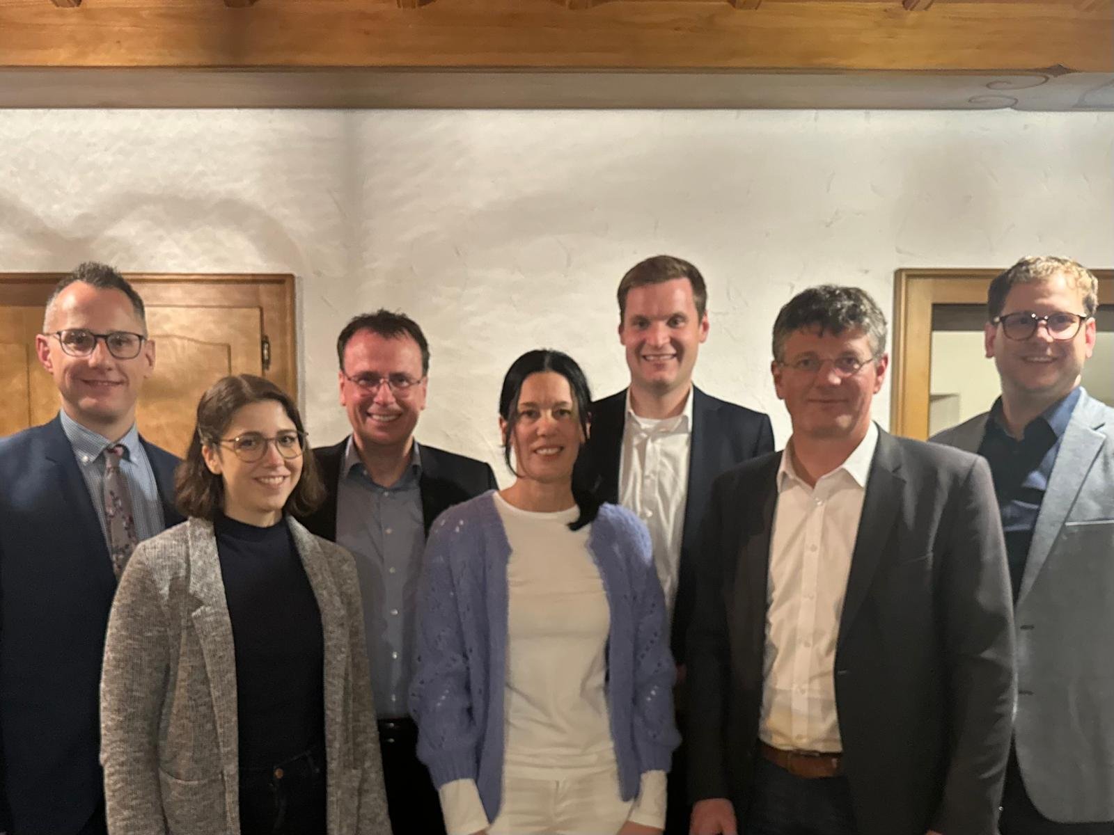 Neujahrsempfang der CDU Offenburg in Rammersweier: (von links) Stadtverbandsvorsitzender Jens Herbert, Anja Heckendorf-Dierle, Staatssekretär und CDU-Kreisvorsitzender Volker Schebesta MdL, Anne Nickert, Yannick Bury MdB, Bürgermeister Oliver Martini, Felix Ockenfuß.