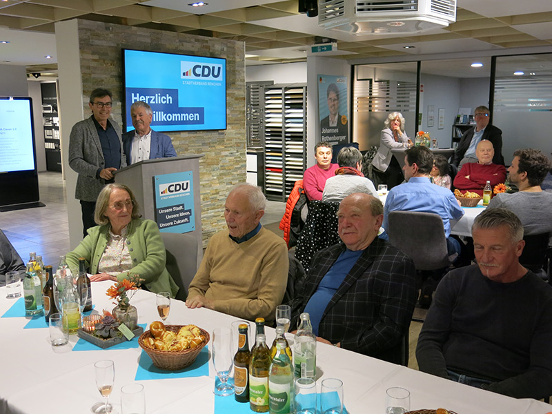 Eine durchweg positive Resonanz erfuhr der Bürgerdialog der CDU Renchen mit (dem damaligen Noch-)Bürgermeister Bernd Siefermann. Bild: Herbert König.